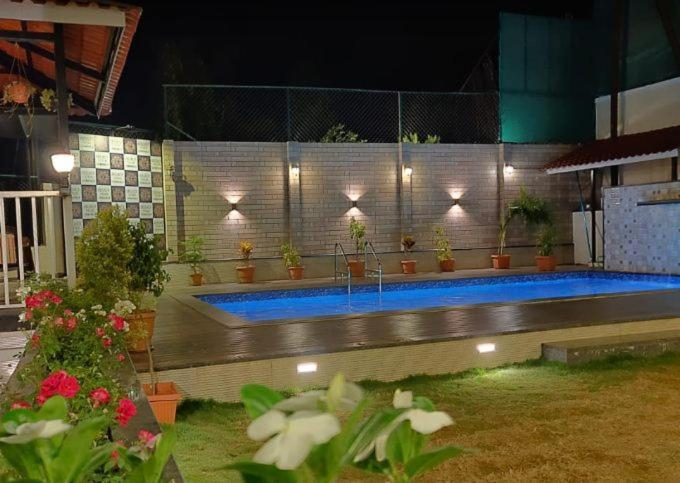 7Bhk Villa With Wonderful View And Good Food ロナバラ エクステリア 写真
